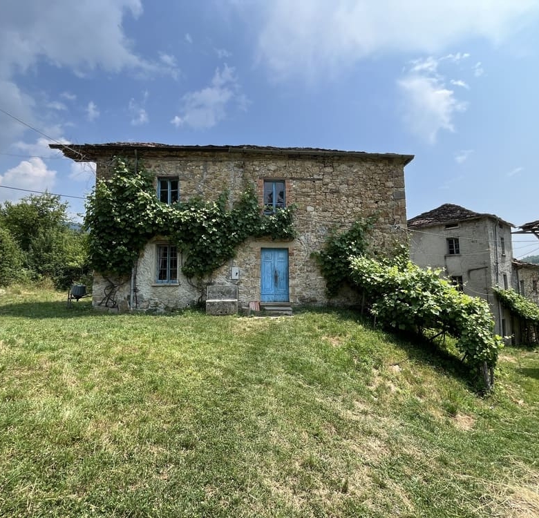 Loc. Caberra, Bardi