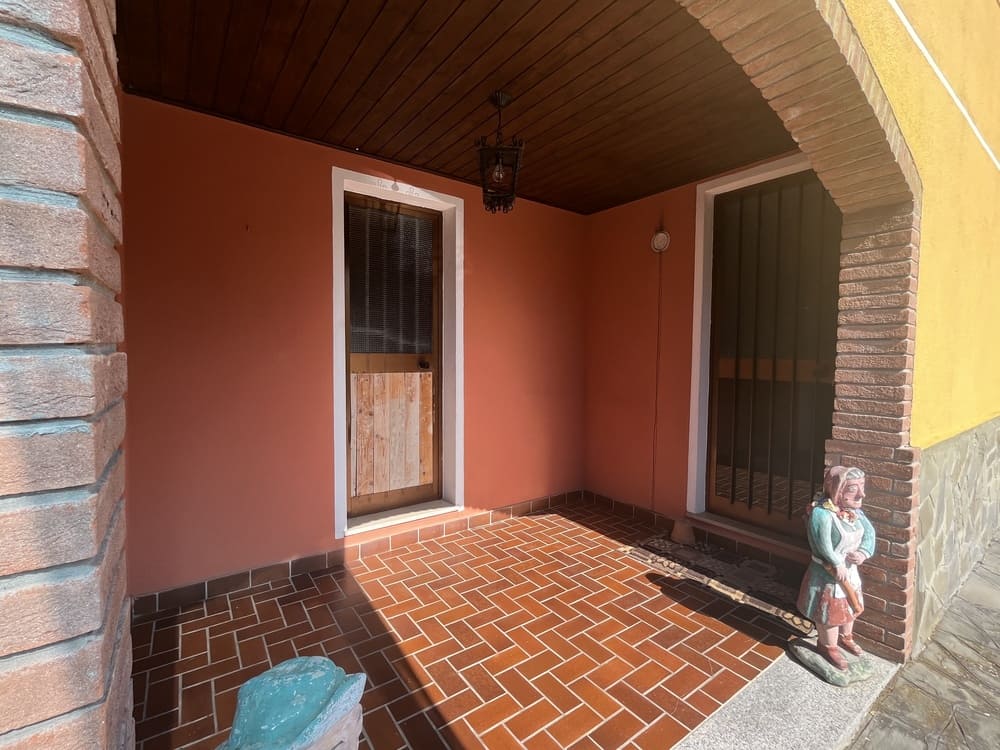 Via Pontremoli 49, Varsi