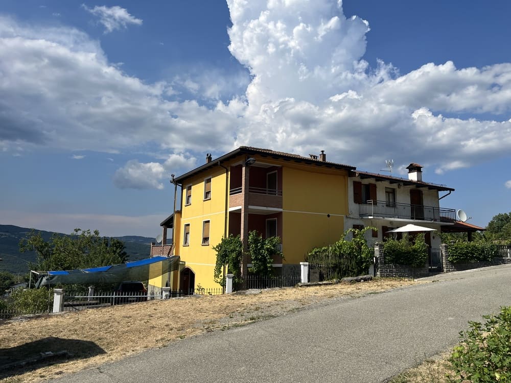 Via Pontremoli 49, Varsi