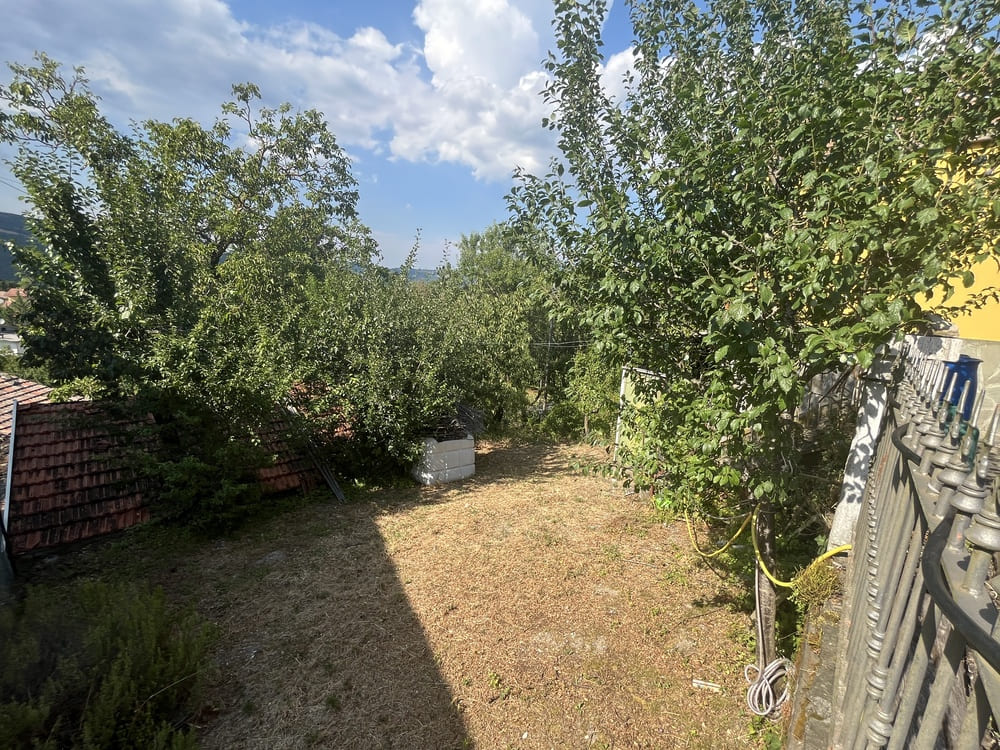 Via Pontremoli 49, Varsi
