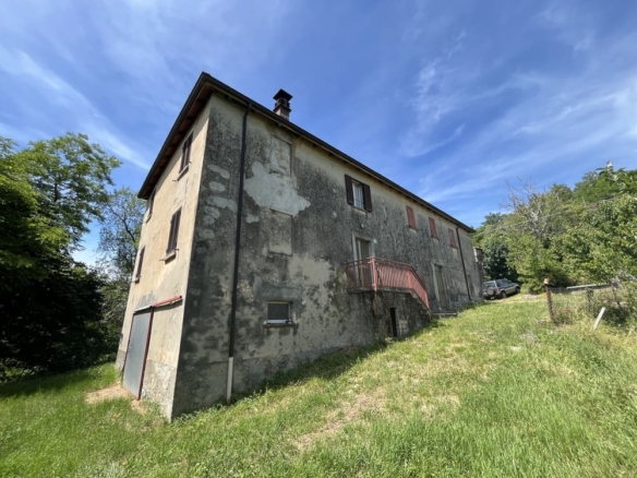 Strada San Siro, Bardi